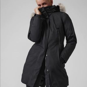 Athleta outbound Parka M